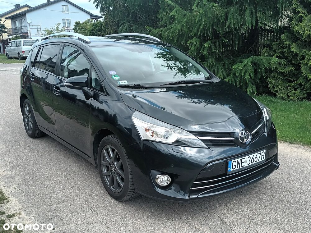 Toyota Verso 1.8 Prestige 7os EU6 - 1