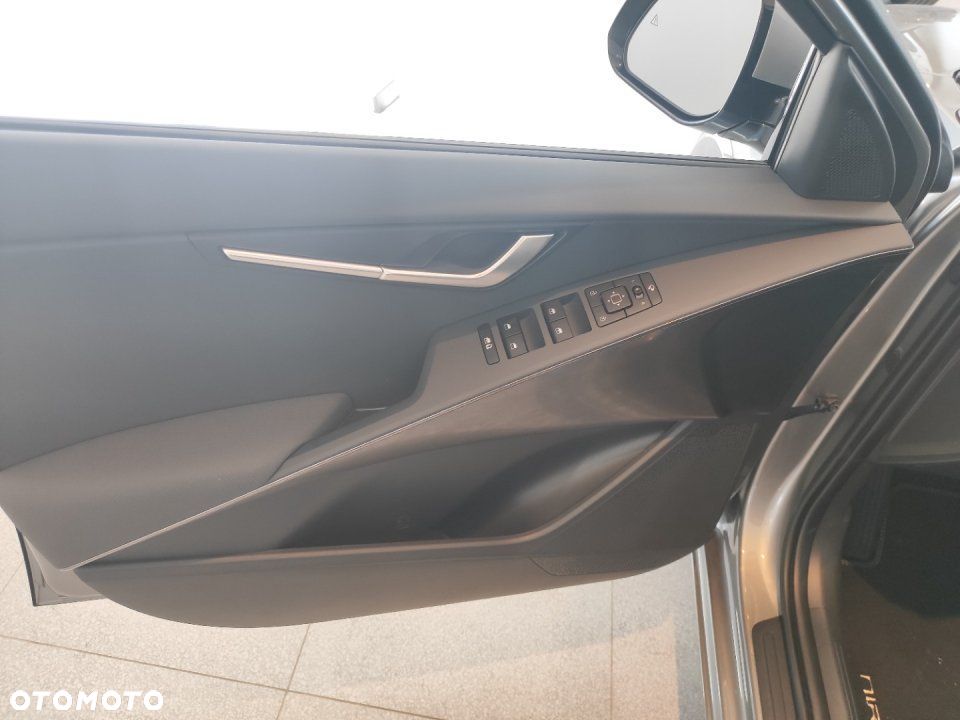 Kia Niro - 11