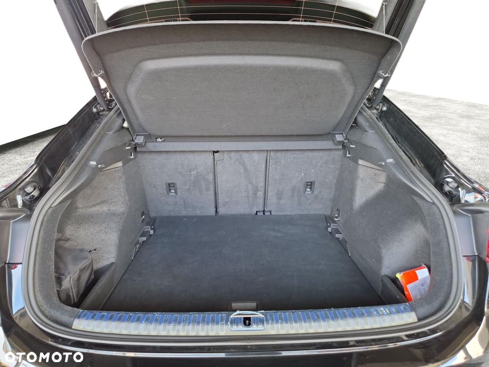 Audi Q3 Sportback - 27