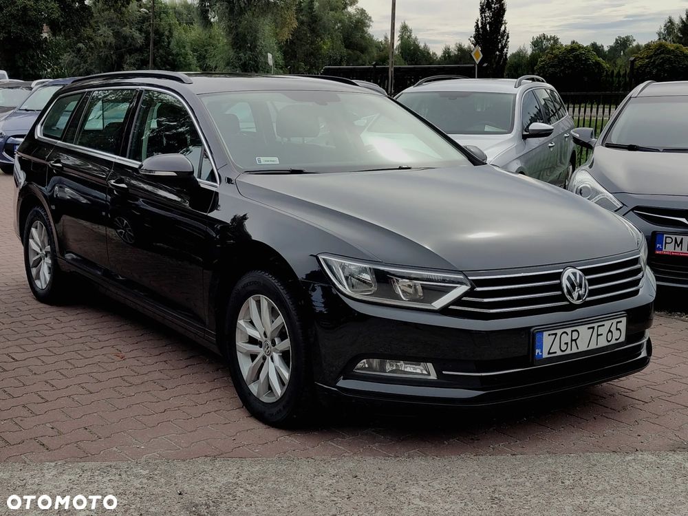 Volkswagen Passat - 2