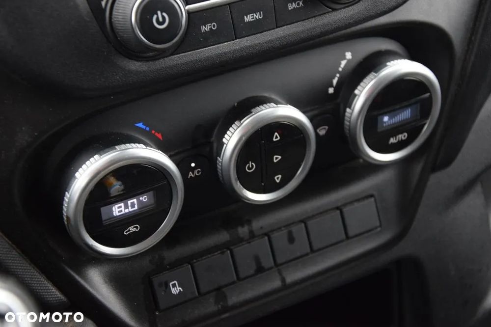 Iveco DAILY 35C16 ​*KONTENER​*WINDA​*3.0HPI​*35C16​*KLIMA​*TELEFON​*TEMPOMAT​*1 - 17