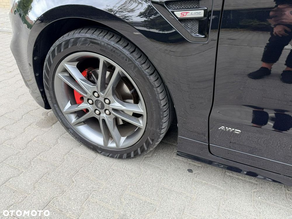 Ford S-Max - 14