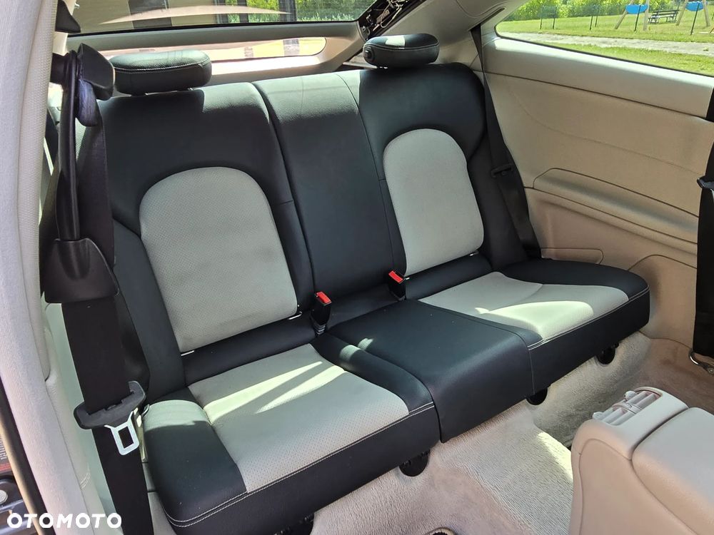 Mercedes-Benz Klasa C 200 Kompressor Automatik - 33