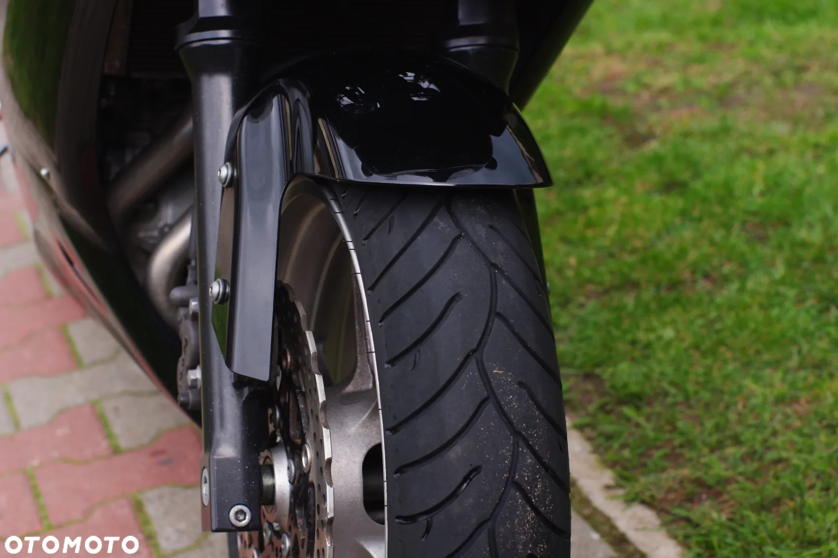Kawasaki ER - 8
