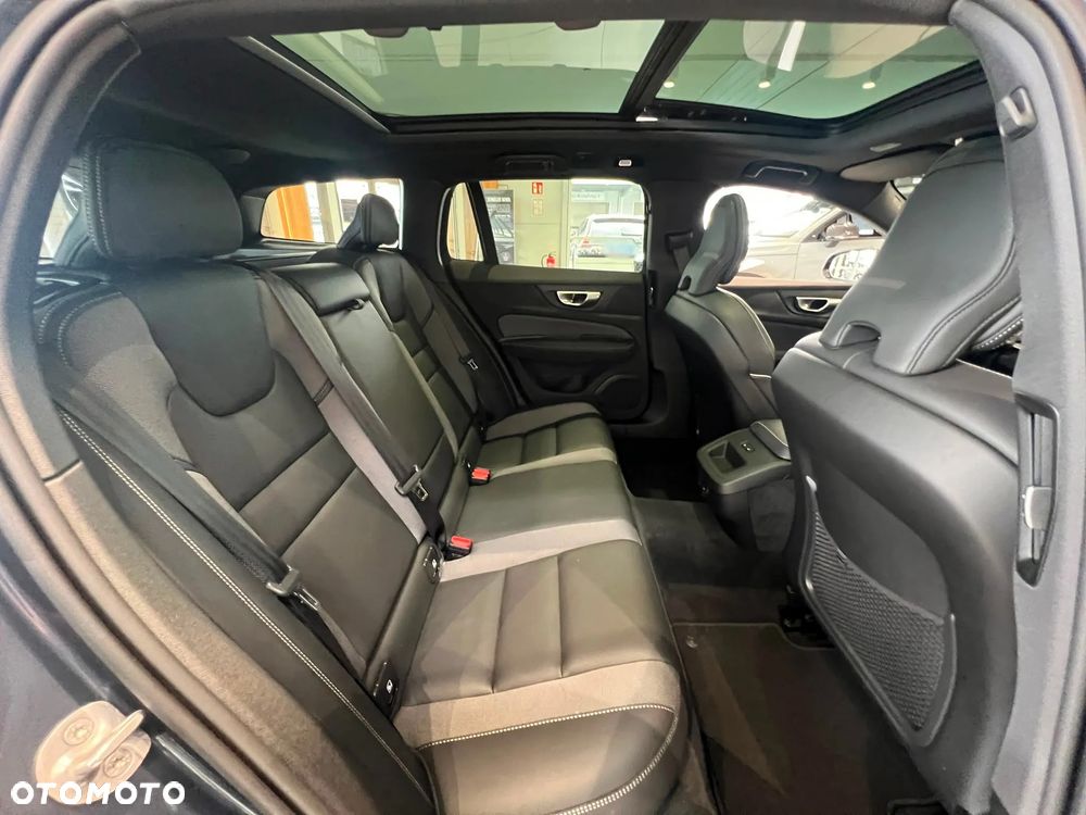 Volvo V60 B4 B Ultimate Dark - 18