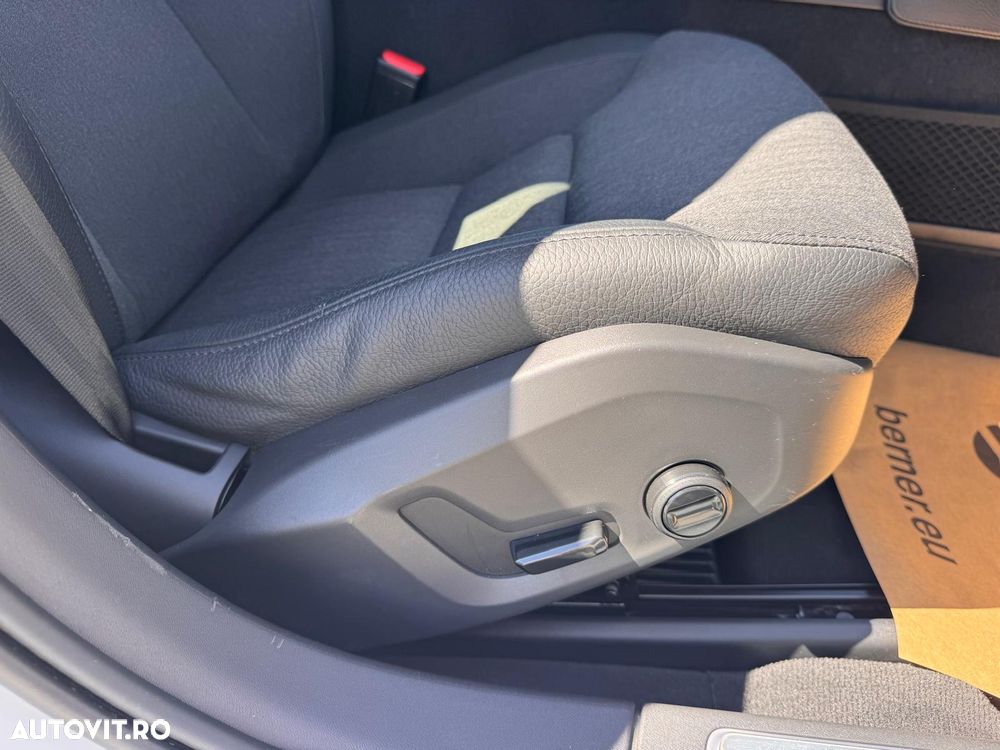 Volvo S90 T8 Twin Engine AWD Geartronic Momentum - 17