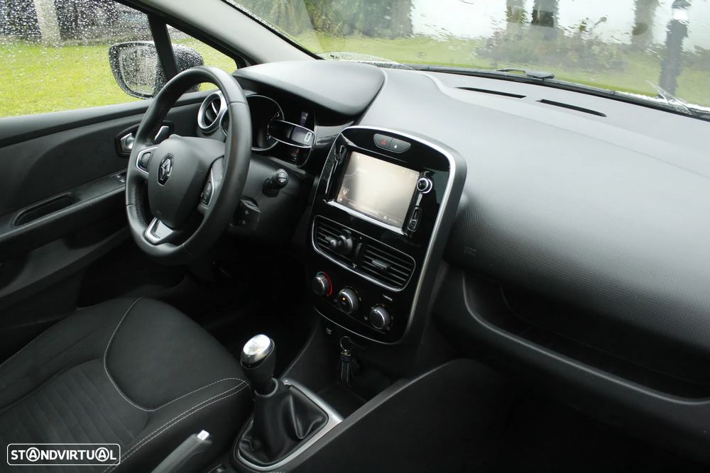 Renault Clio Energy dCi 90 Start & Stop LIMITED 2018 - 23