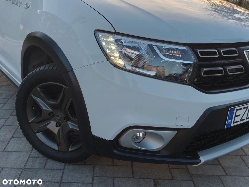 Dacia Sandero Stepway 0.9 TCe Laureate S&S EU6 - 10
