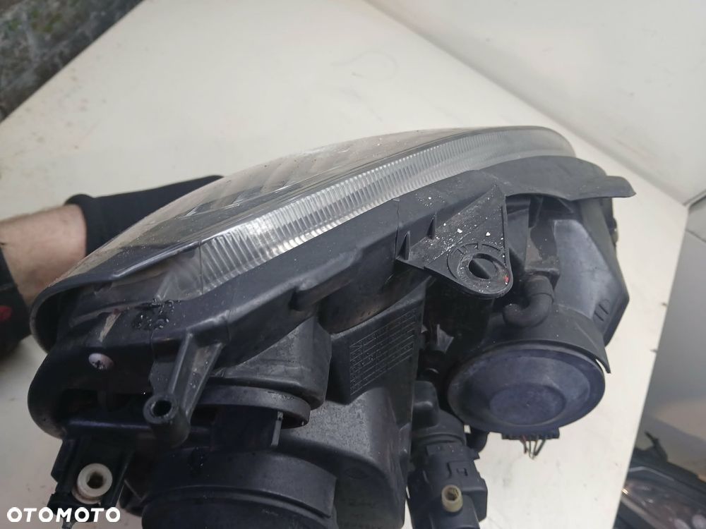 Renault Clio II LIFT , Thalia Lampa przednia lewa - 2