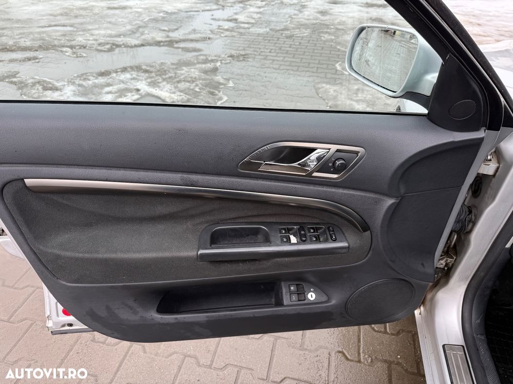 Skoda Superb 1,9 TDI Elegance - 17