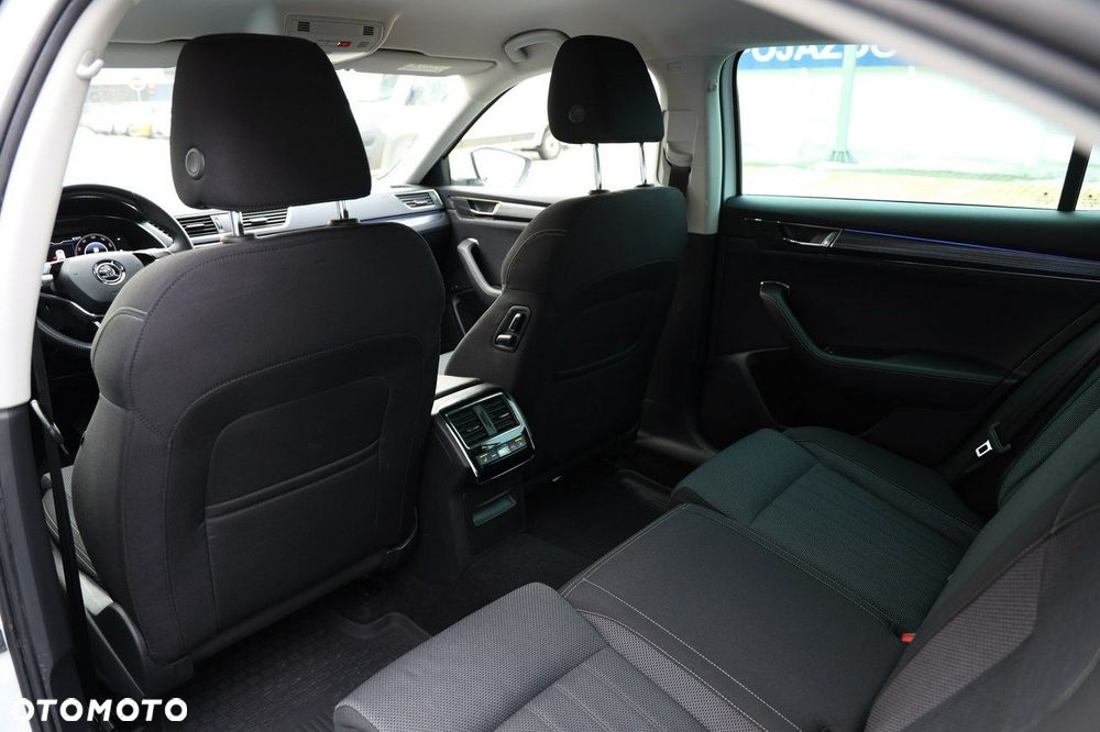 Skoda Superb - 36