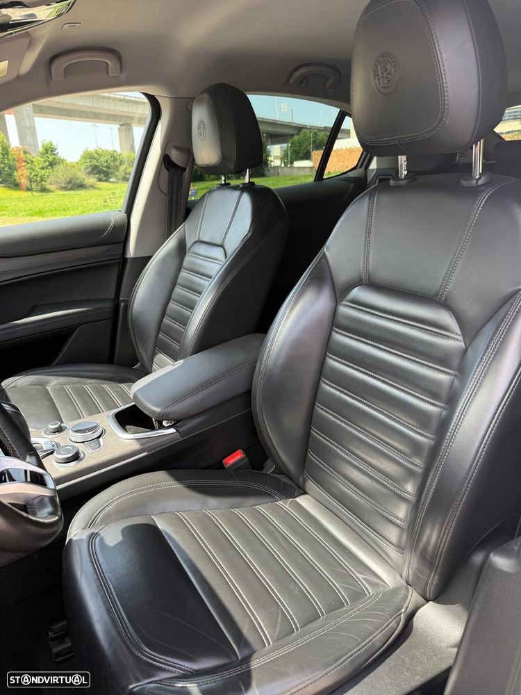 Alfa Romeo Stelvio 2.2 D Sprint AT8 - 12