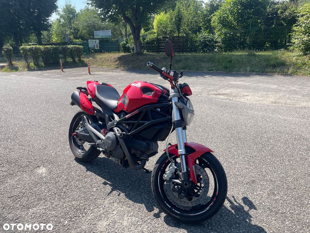 Ducati Monster - 4
