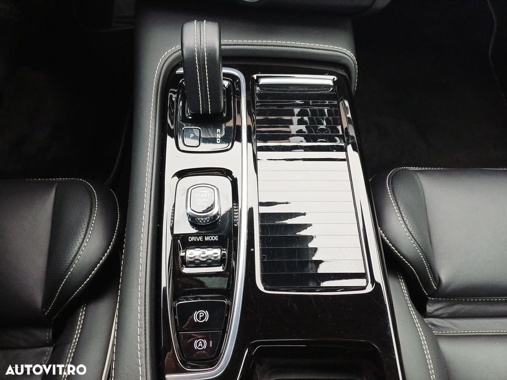 Volvo S90 T8 Twin Engine AWD Geartronic Inscription - 19