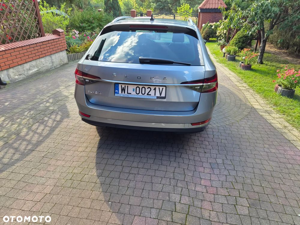 Skoda Superb 2.0 TDI SCR Style DSG - 5