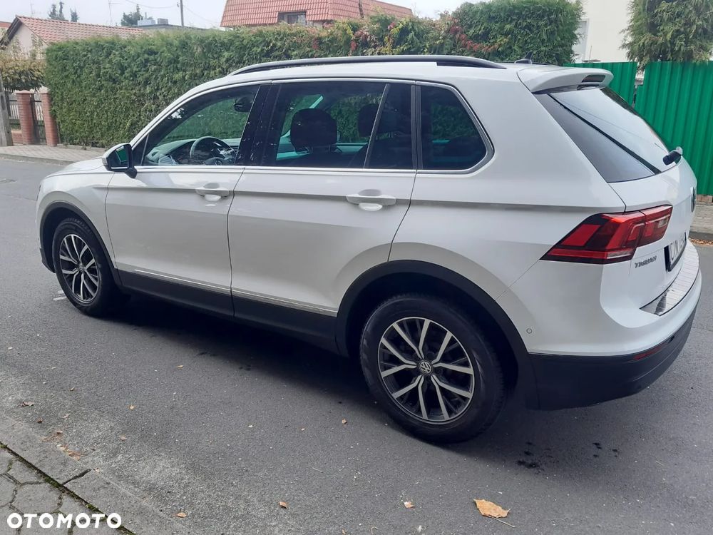 Volkswagen Tiguan - 11