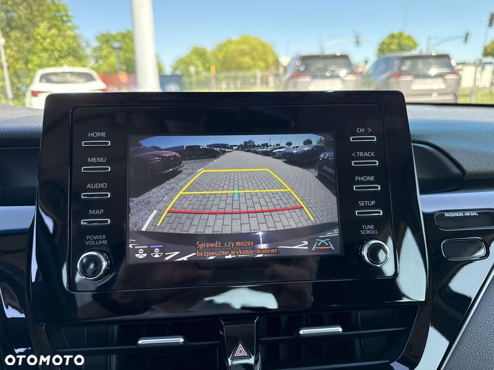 Toyota Camry 2.5 Hybrid Comfort CVT - 18