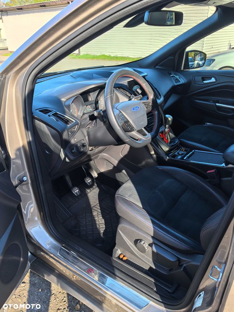 Ford Kuga - 7