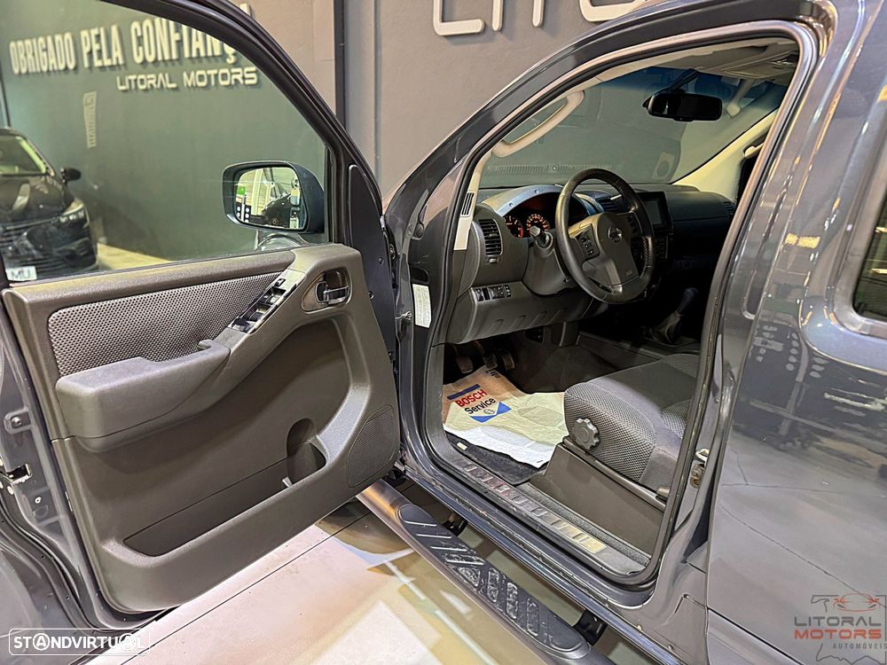 Nissan Navara 2.5 dCi CD Pilot - 14