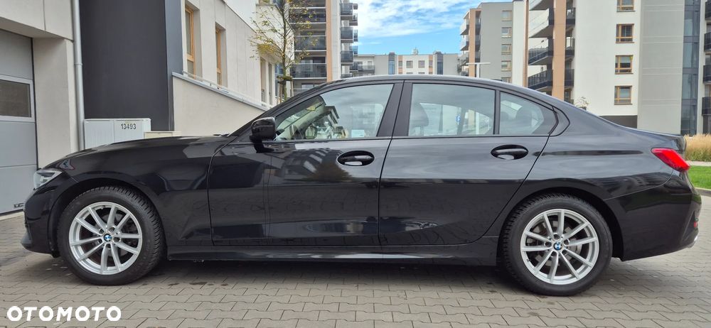 BMW Seria 3 318i Advantage - 13