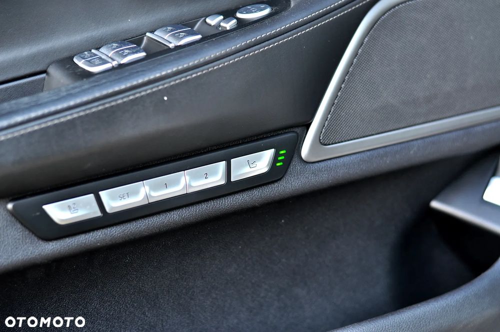 BMW Seria 7 - 15