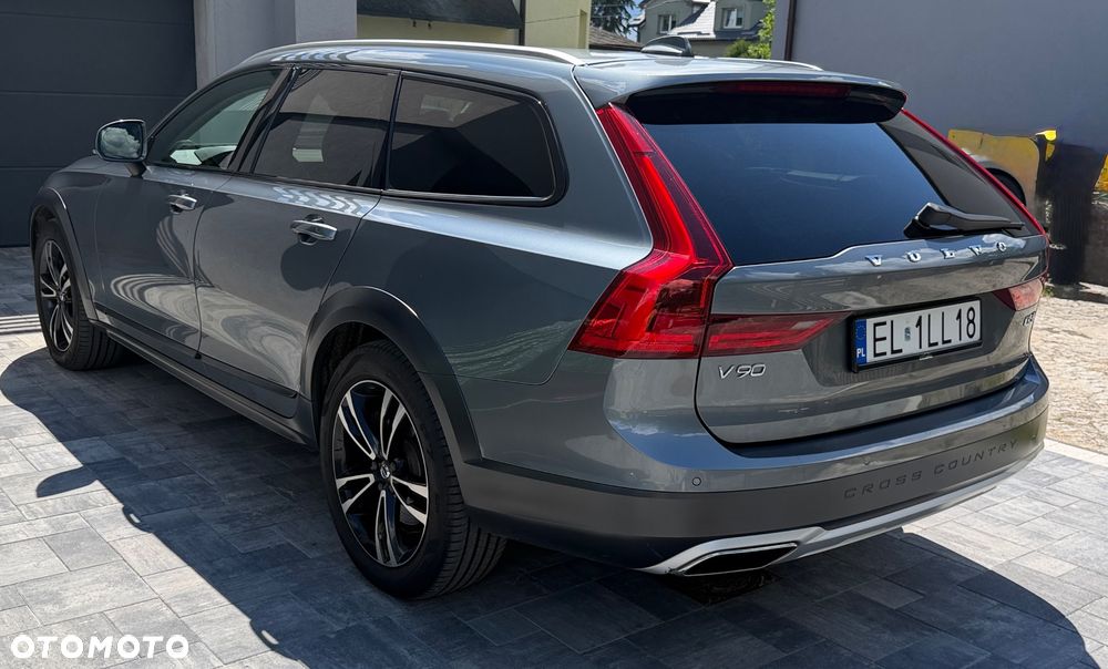Volvo V90 D5 AWD Momentum - 7