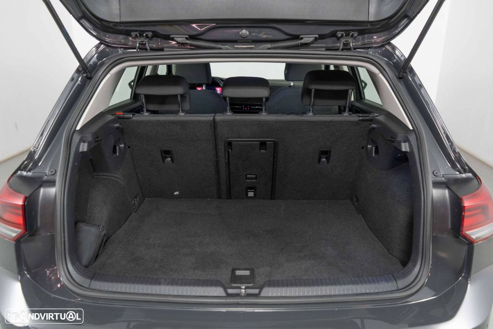 VW Golf 1.4 TSI e-Hybrid DSG - 18