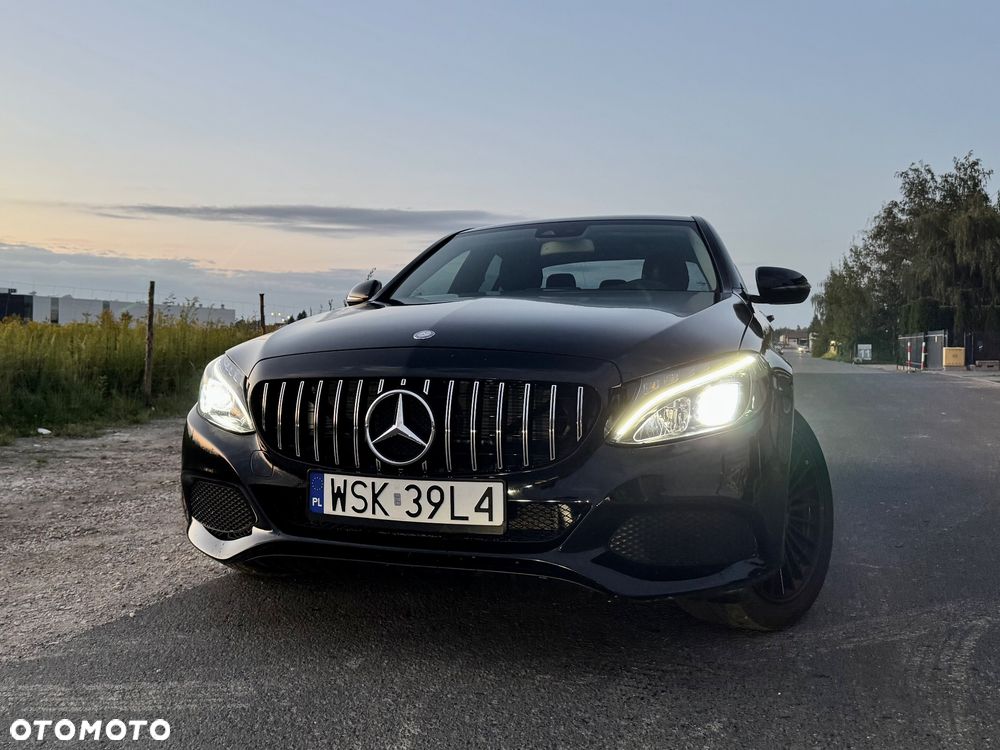 Mercedes-Benz Klasa C 300 7G-TRONIC - 4