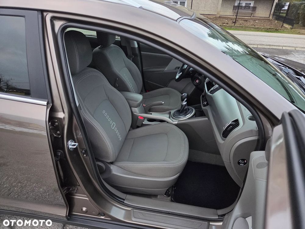 Kia Sportage 1.7 CRDI 2WD ISG Spirit - 15