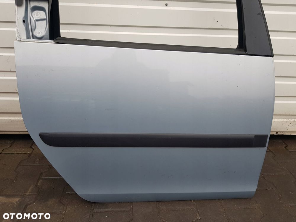 SKODA ROOMSTER 06-15r DRZWI PRAWE TYŁ TYLNE 9452 - 2
