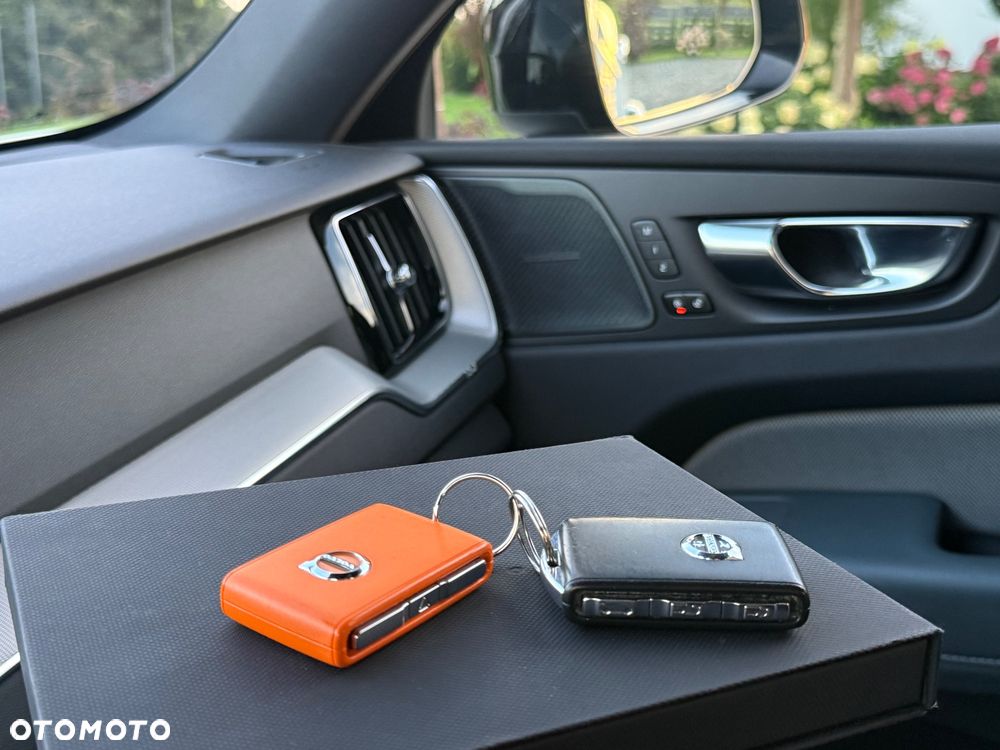 Volvo XC 60 B4 D Geartronic RDesign - 29