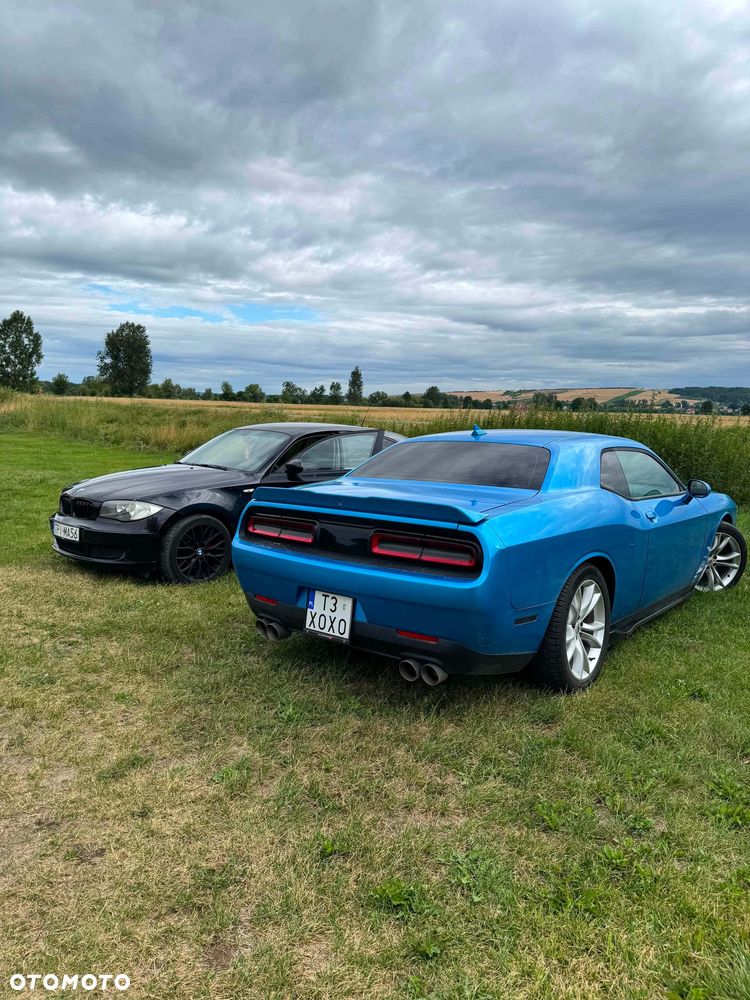 Dodge Challenger - 7