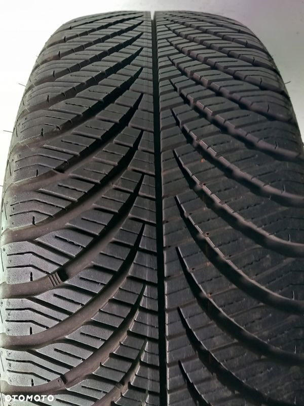 215/55R18 Goodyear Vector 4 Seasons Gen 2