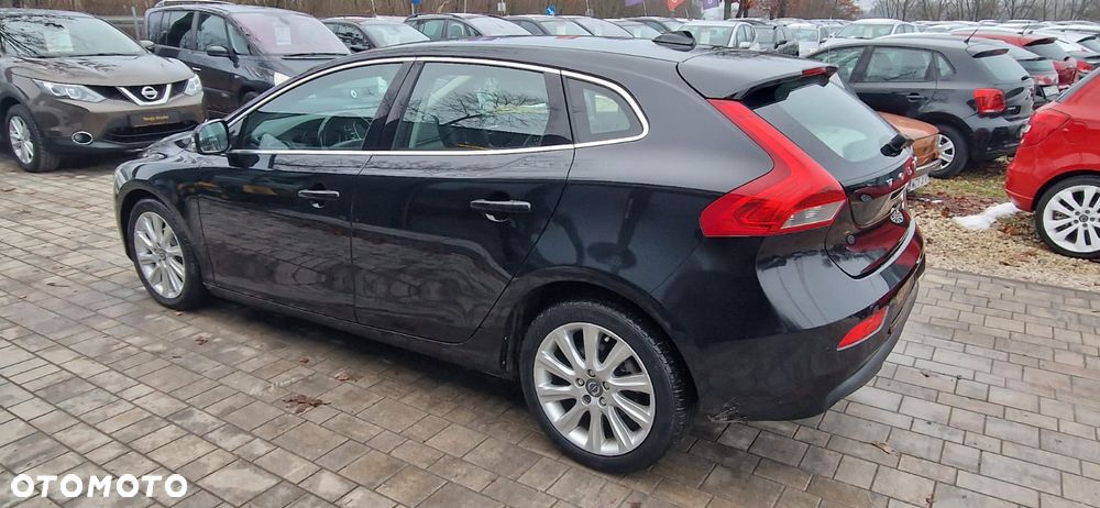 Volvo V40 D2 - 6