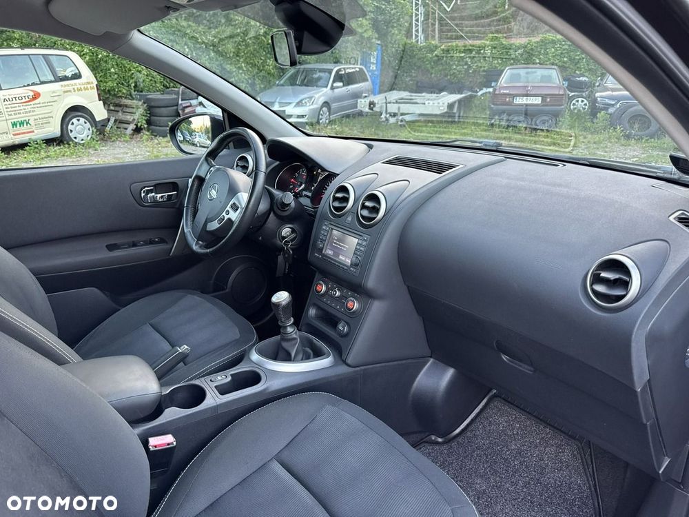 Nissan Qashqai - 15