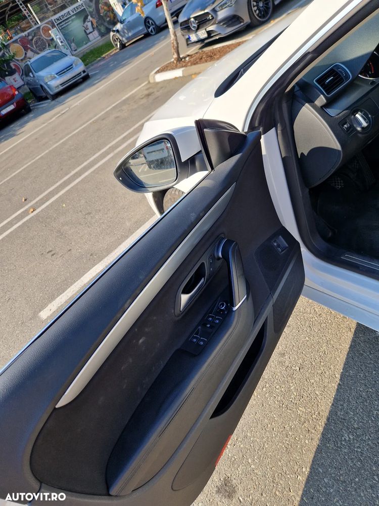 Volkswagen Passat CC - 9