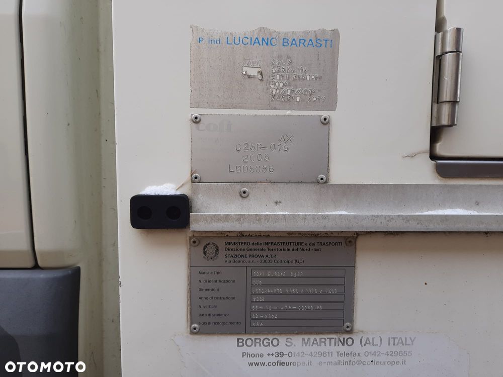 Zabudowa chłodnia, mroźnia 4x4 - 4