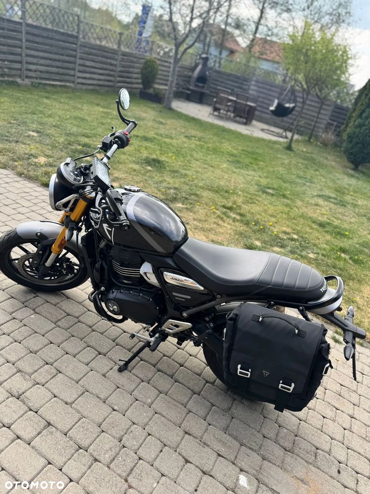 Triumph Inny - 2