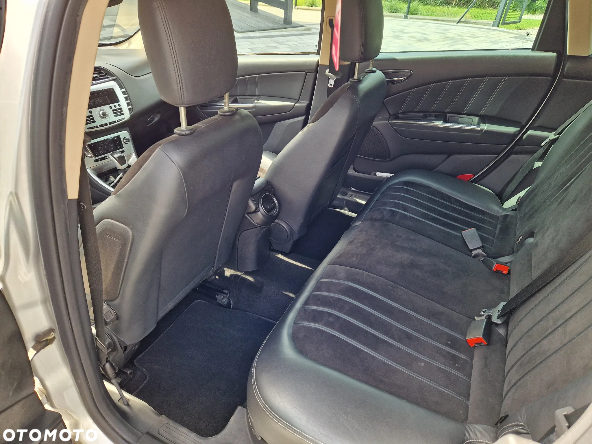 Lancia Delta 1.9 MJ TB Executive - 8