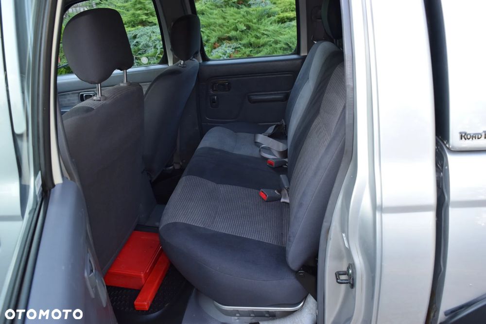 Nissan NP300 Pickup 2.5d DC Base - 12