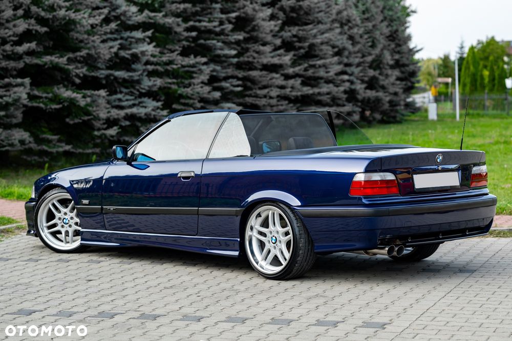 BMW Seria 3 320i - 10
