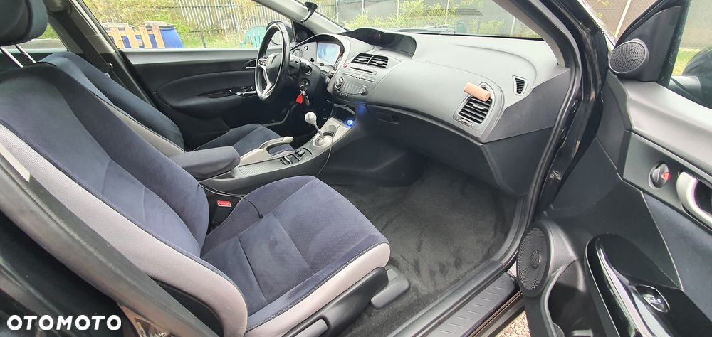 Honda Civic 1.8i-VTEC Executive - 8