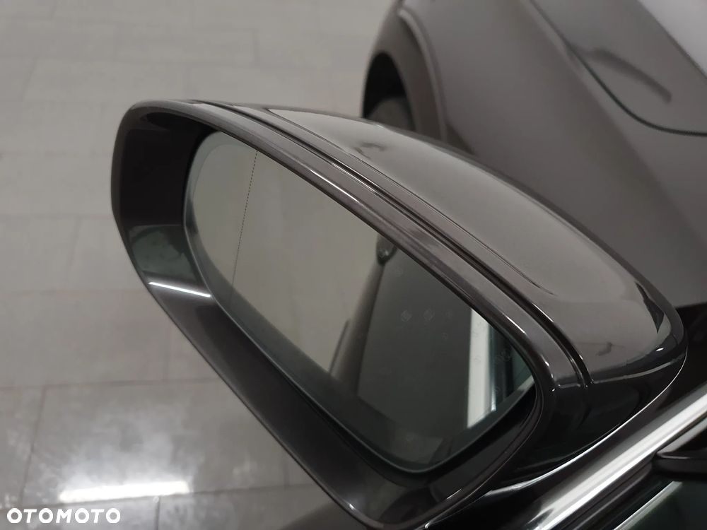 Volvo XC 60 B4 D AWD Ultimate Dark - 26