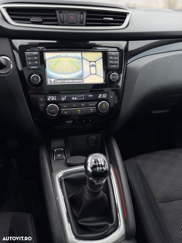Nissan Qashqai 1.6 DCI TEKNA - 9