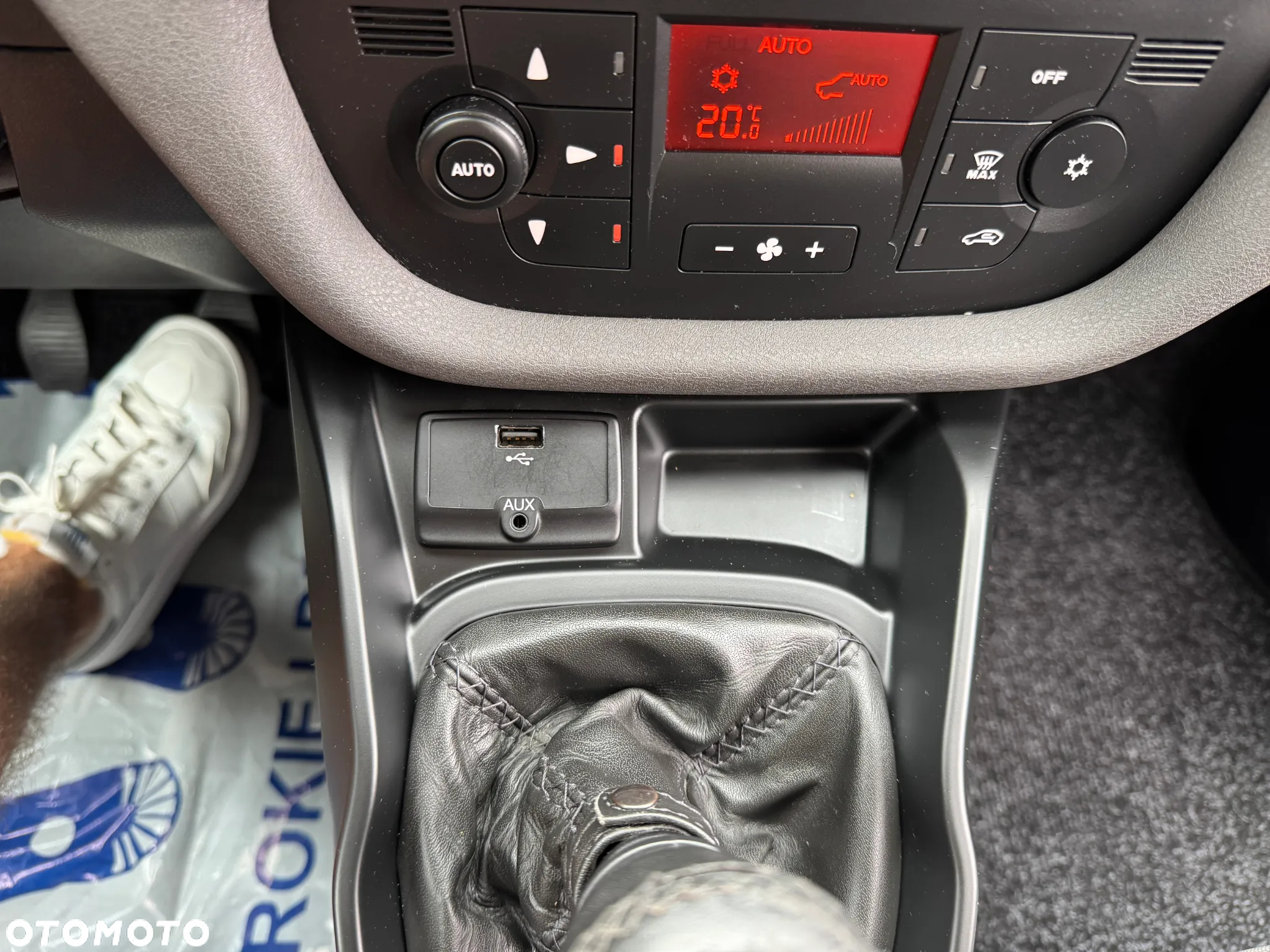 Fiat Doblo 1.4 T-Jet 16V Dynamic - 21