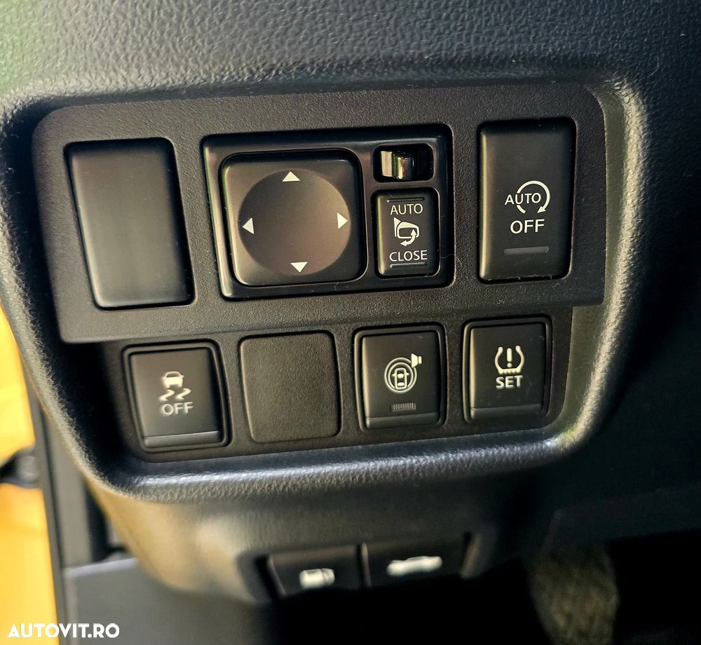 Nissan Juke 1.2L DIG-T Start/Stop Tekna - 27