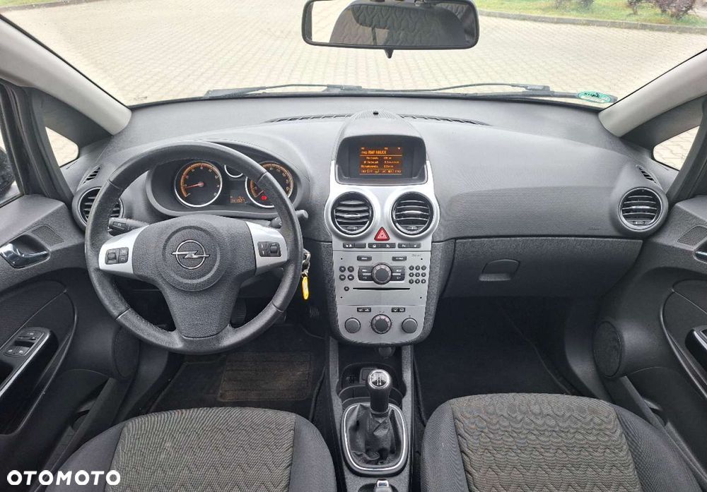 Opel Corsa - 22