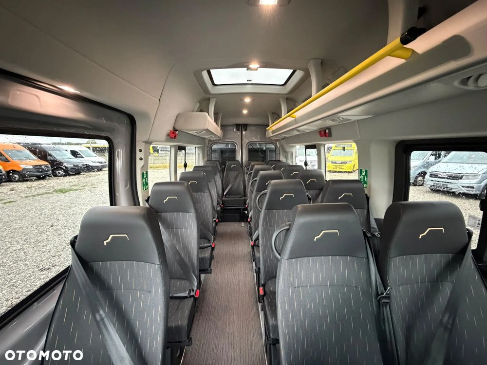Ford Transit - 20