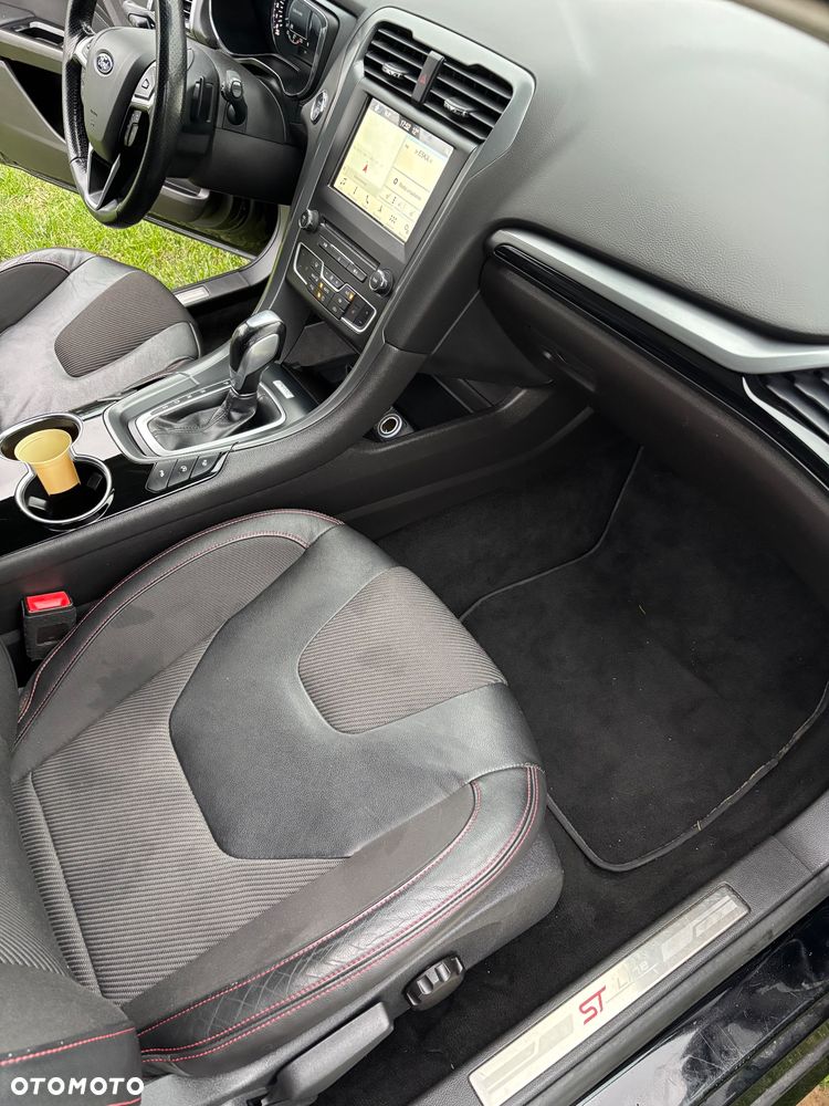 Ford Mondeo 2.0 EcoBoost STart-Stopp Autom ST-Line - 12