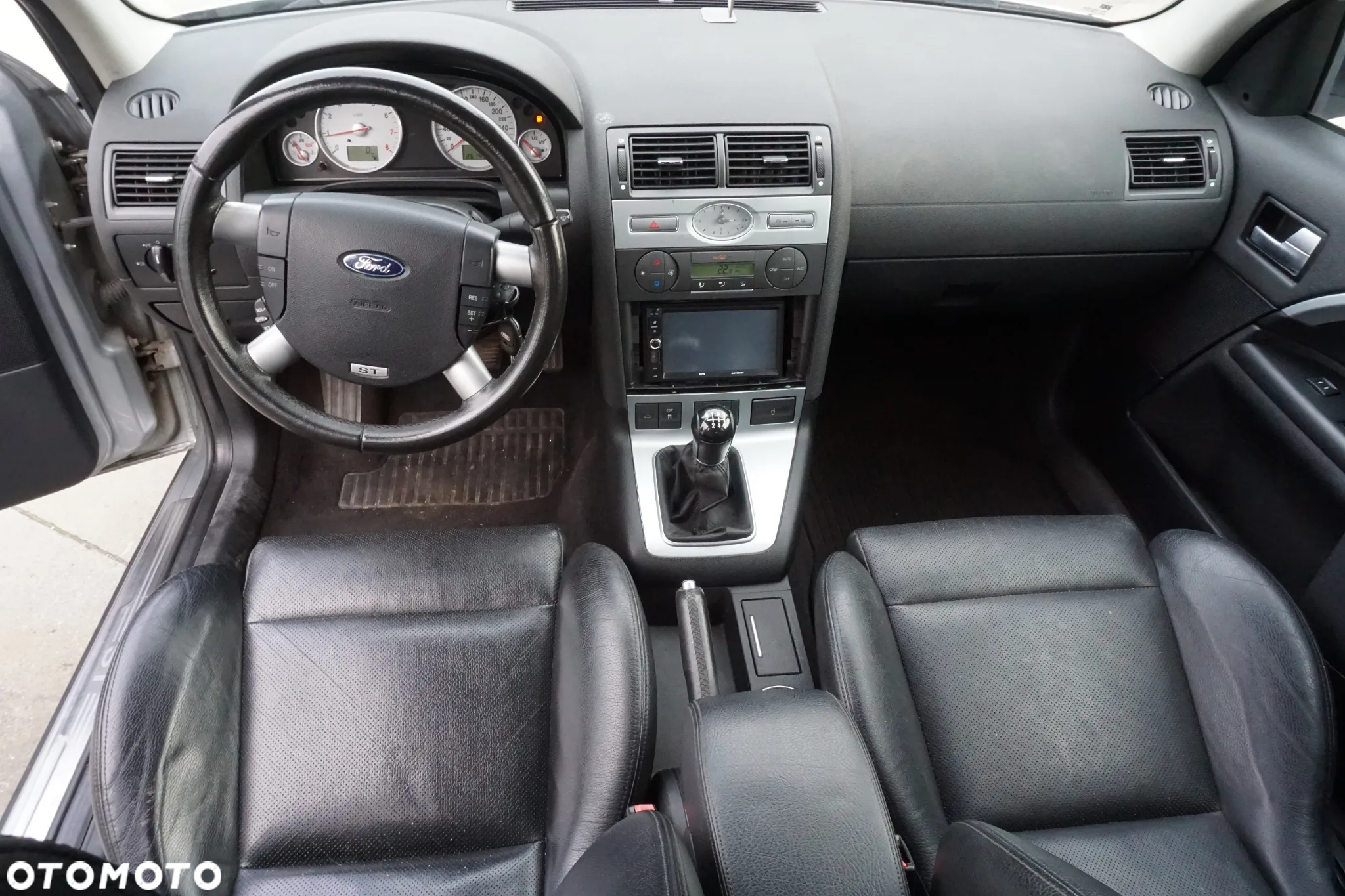 Ford Mondeo - 9